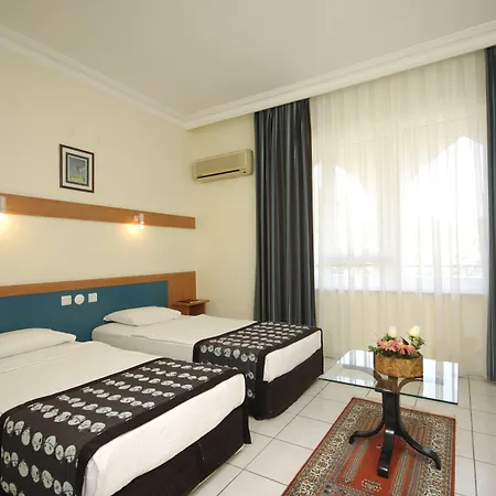 מלון Aska Kleopatra 3*