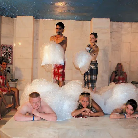 Aska Kleopatra אלאניה