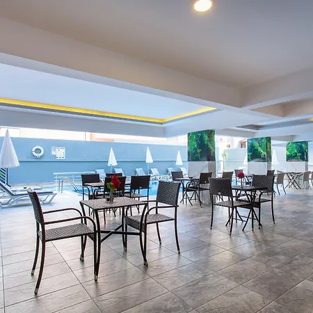 Hotel Aska Kleopatra 3*