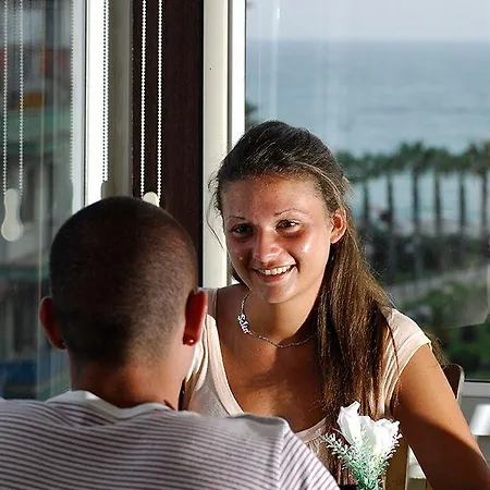 Aska Kleopatra Alanya